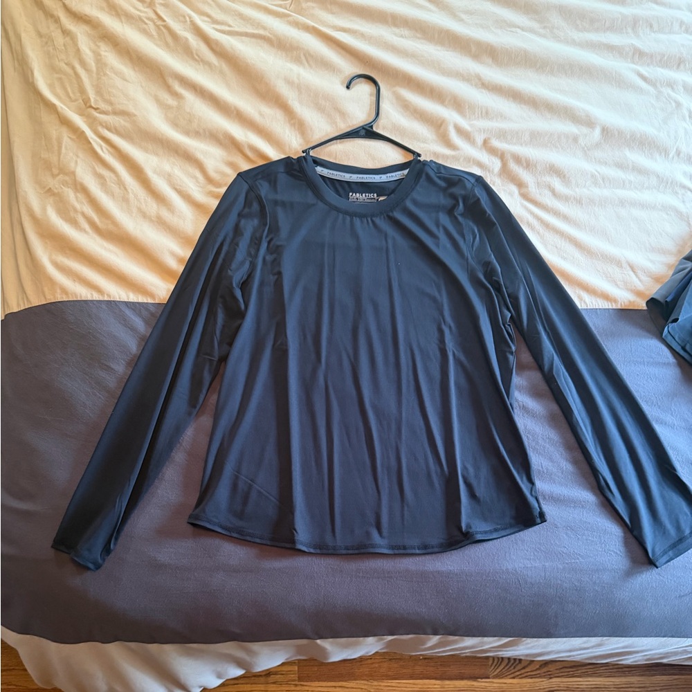Fabletics long sleeve under scrub top